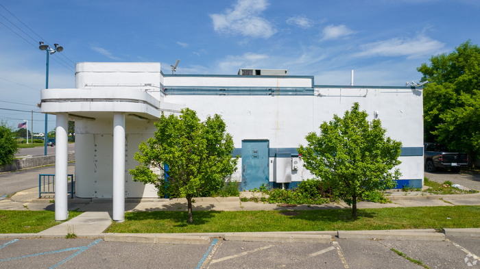 White Castle Restaurant - Photo From Real Estate Listing